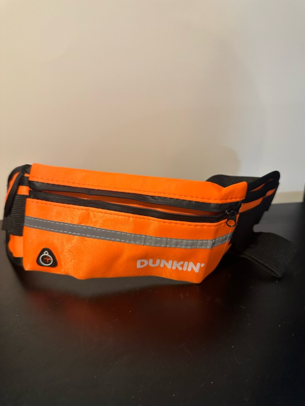 Dunkin' Reflective Zip Adjustable Hip Belt for Running Orange